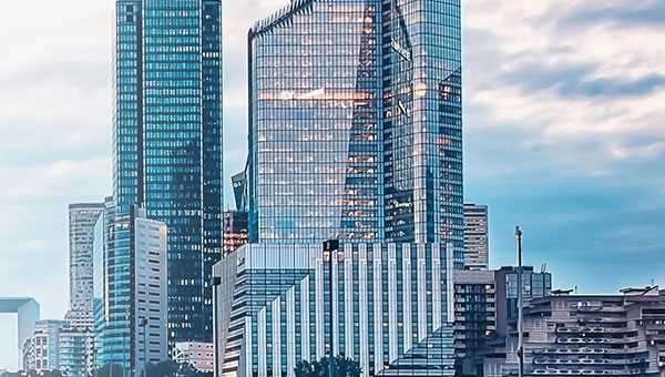 industries-real-estate-tab